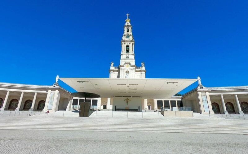 fatima-the-most-important-religious-cathedral-in-portugal