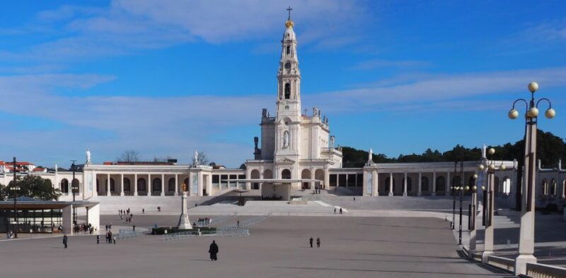 fatima-the-most-important-religious-cathedral-in-portugal