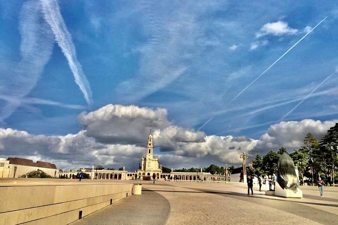 fatima-tour-batalha-monastery-nazareth-obidos-2