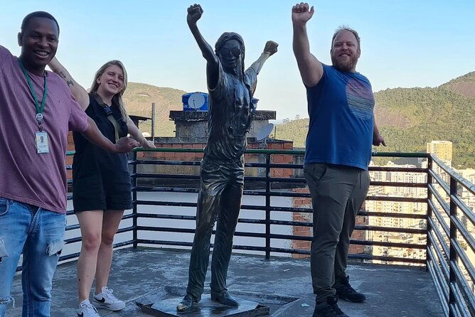 favela-tour-santa-marta-with-local-guide