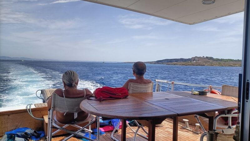 favignana-and-levanzo-in-relax-with-yacht-floen