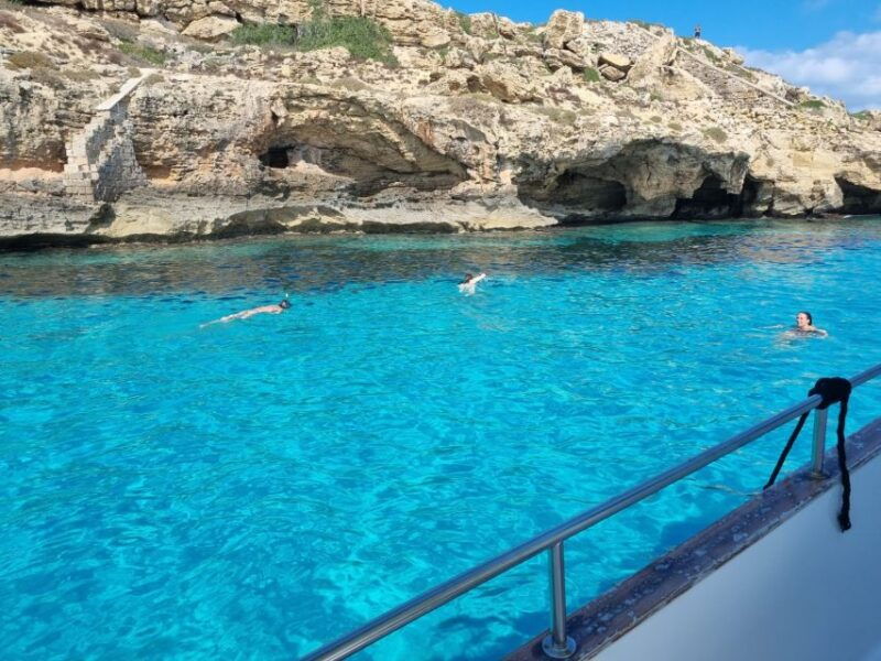 favignana-and-levanzo-in-relax-with-yacht-floen