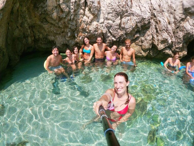 favignana-excursions-by-dinghy-from-marsala