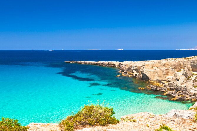 favignana-inflatable-boat-tour-wine-tasting-snorkeling-and-relaxation