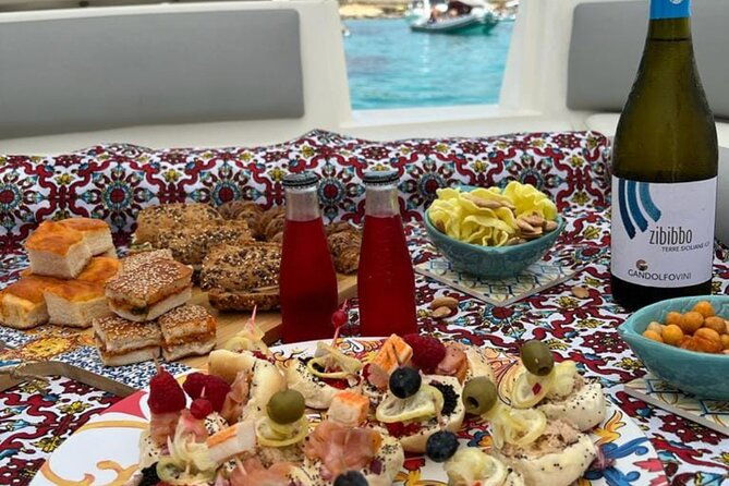 favignana-inflatable-boat-tour-wine-tasting-snorkeling-and-relaxation