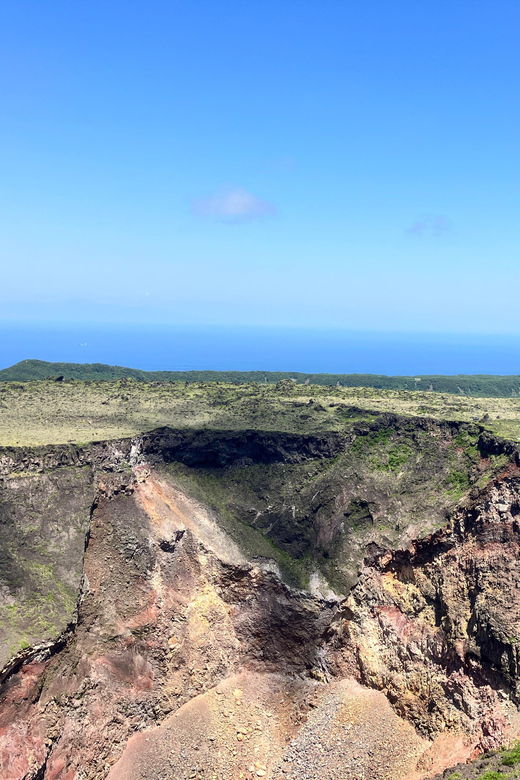 feel-the-volcano-by-trekking-at-mt-mihara