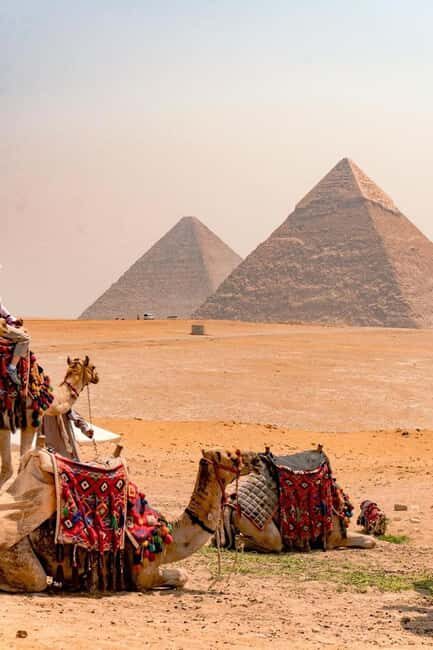 Female-Guided Pyramids, Bazaar, and Museum Tour - The Giza Pyramids and the Great Sphinx