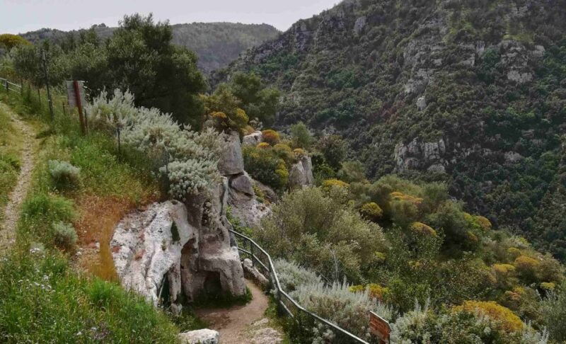 ferla-pantalica-nature-reserve-unesco-tour-with-swim-stop