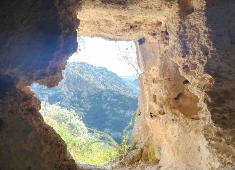 ferla-pantalica-nature-reserve-unesco-tour-with-swim-stop