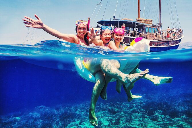 fernandes-cruise-to-blue-lagoon-in-comino-and-gozo