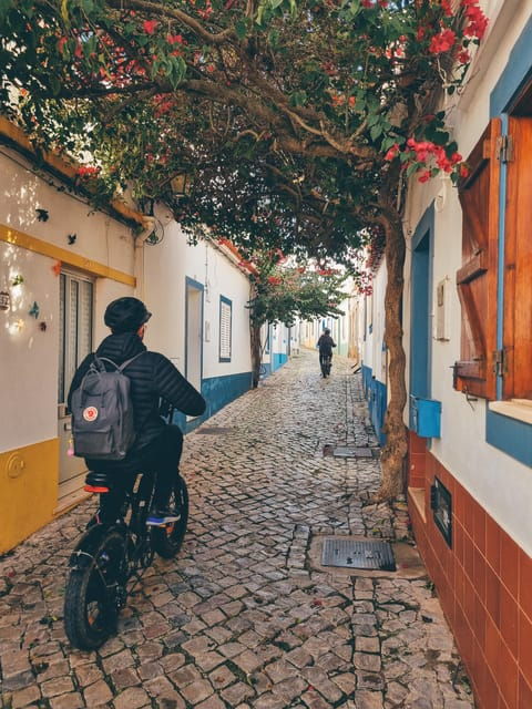 ferragudo-explore-in-style-with-fat-bikes
