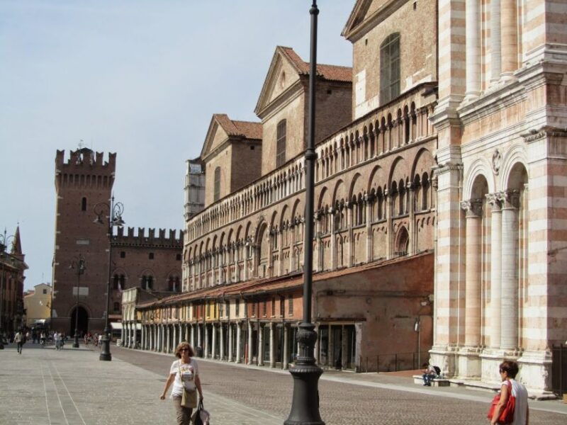 ferrara-2-hour-city-center-walking-tour