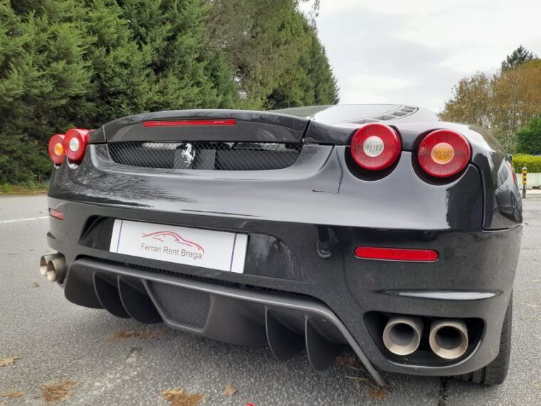 ferrari-driving-experience-in-braga