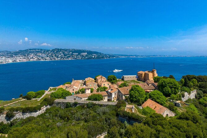 ferry-from-nice-to-the-island-sainte-marguerite-2