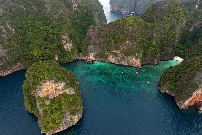 Ferry Ticket: Phuket I Krabi I Phi Phi Islands | Cruise I Ferry - A Detailed Look at the Ferry Transfer Experience