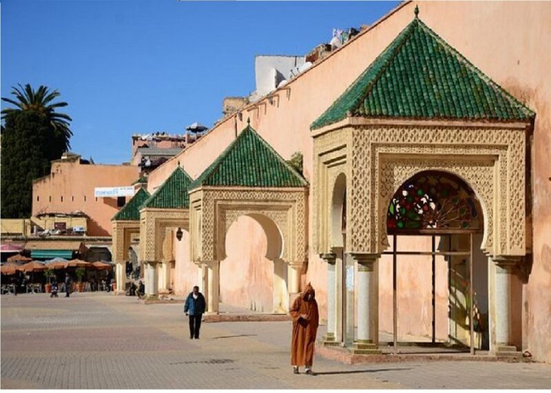 Fes: Volubilis Roman Ruins, Mouly Idriss, & Meknes Day Trip - FAQ