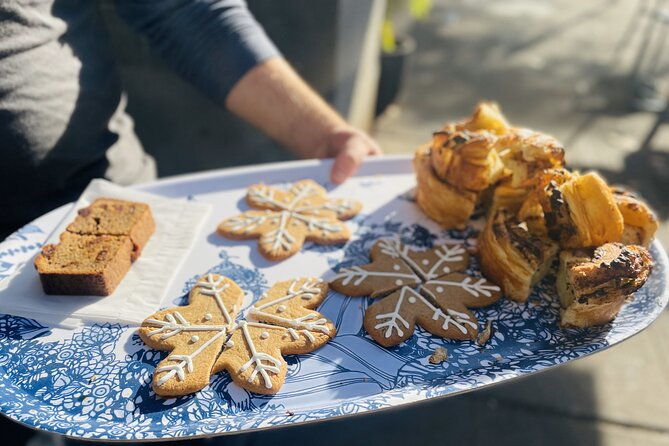 festive-flavors-of-pike-place-market-holiday-food-tour