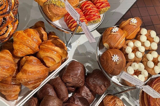 festive-holiday-trees-and-treats-crawl-in-nyc