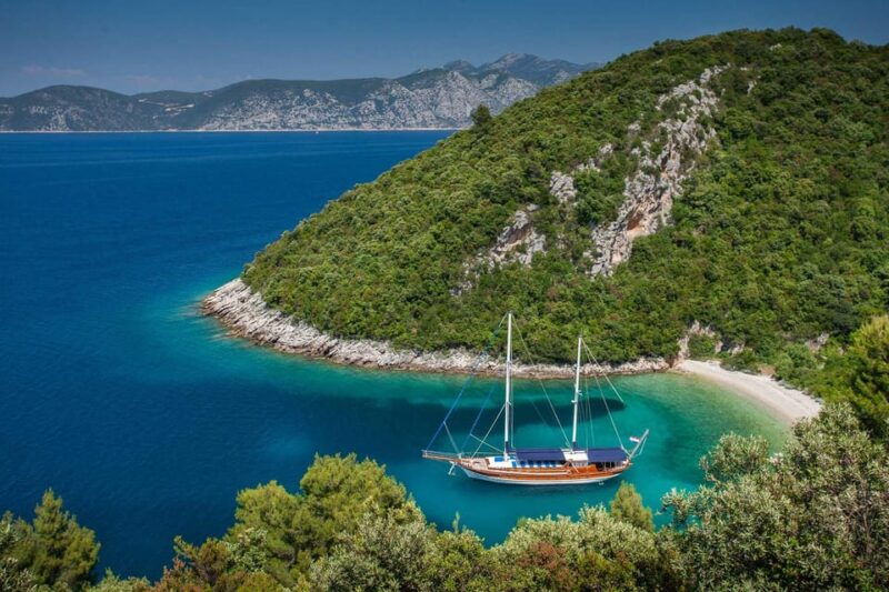 fethiye-12-islands-boat-tour-with-lunch-and-hotel-pickup