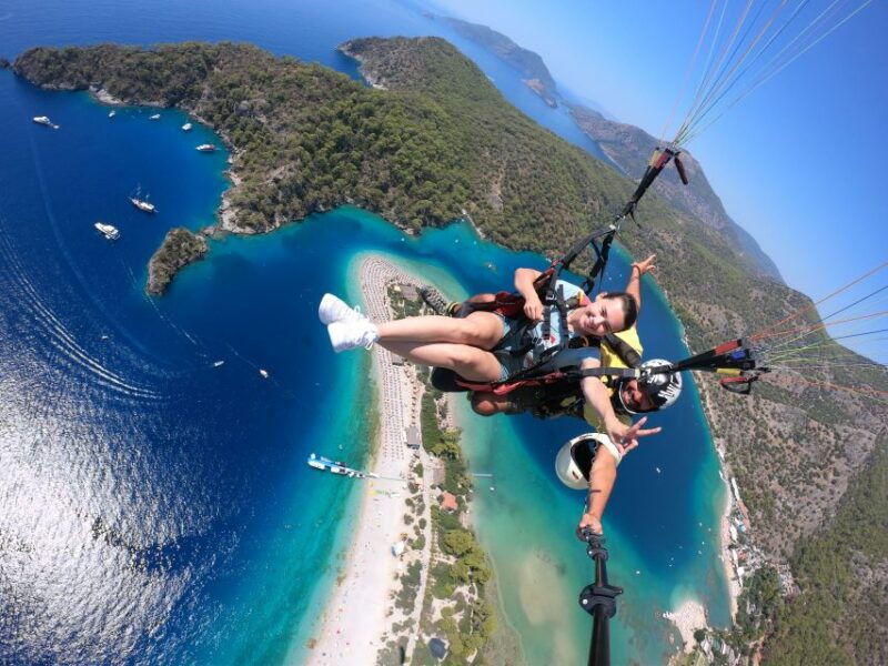 fethiye-babadag-tandem-paragliding-flight-over-oludeniz
