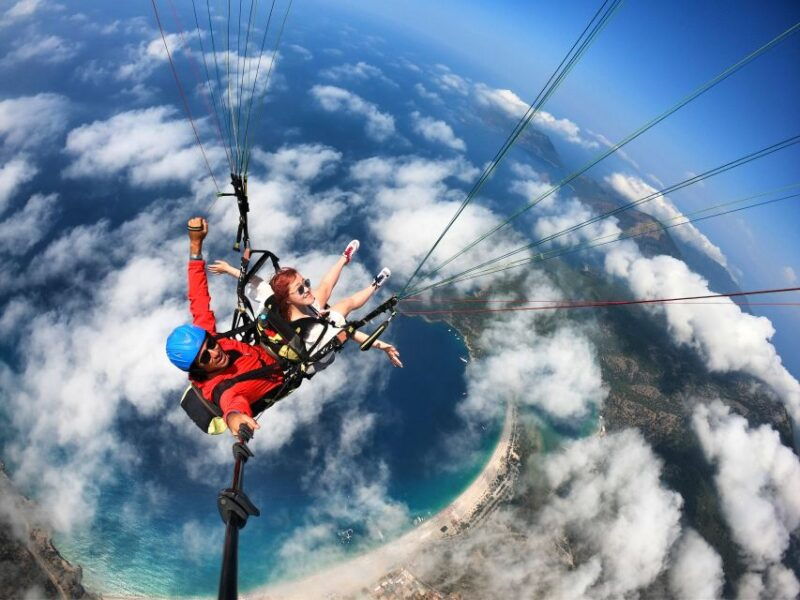 fethiye-babadag-tandem-paragliding-flight-over-oludeniz