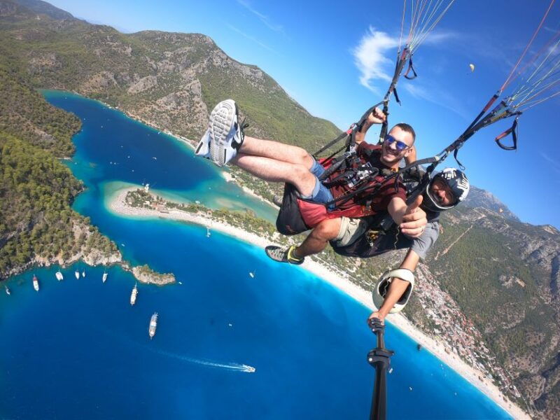 fethiye-babadag-tandem-paragliding-flight-over-oludeniz