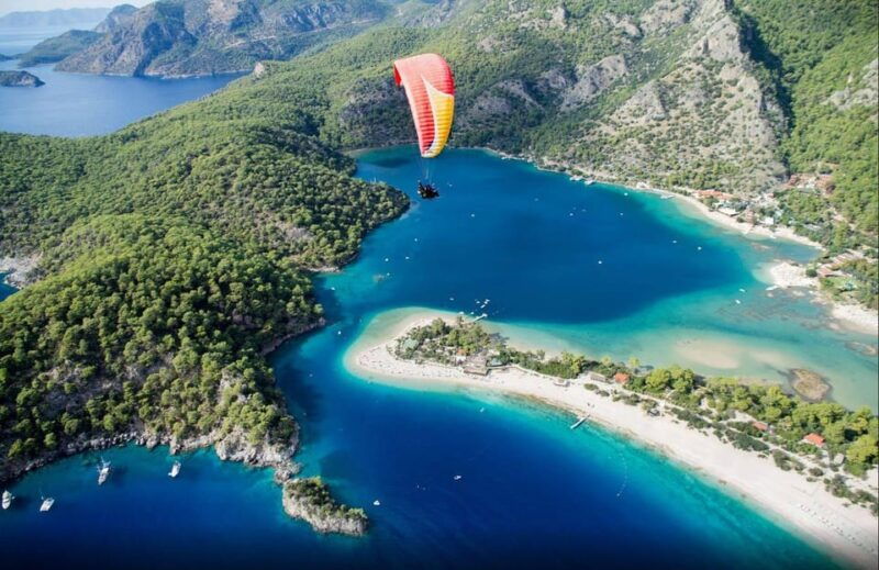 fethiye-paragliding-adventure-with-hotel-transfer