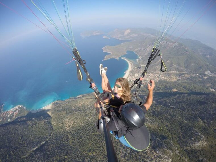 fethiye-tandem-paragliding-experience-w-hotel-pickup