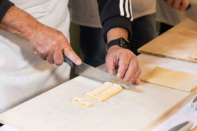 fettuccine-ravioli-and-tiramisu-cooking-class-in-rome