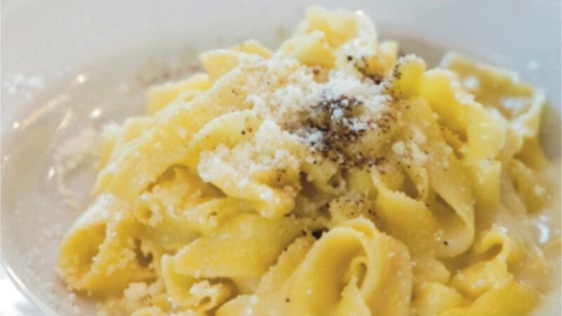 fettuccine-ravioli-and-tiramisu-pasta-making-in-rome