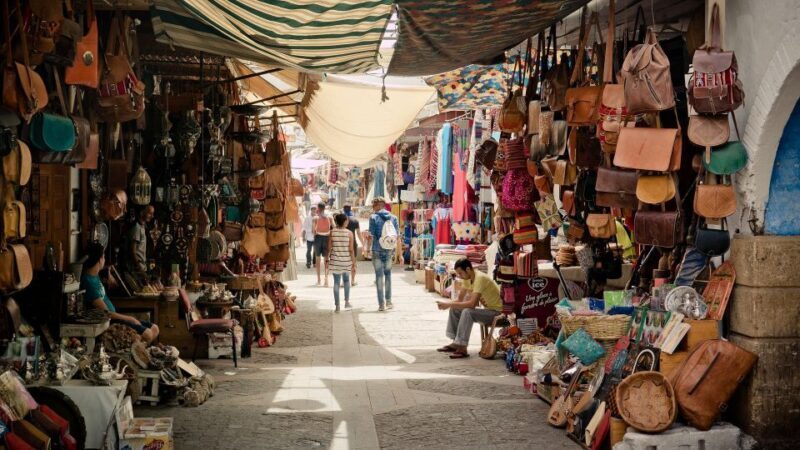 Fez: Half-Day City Private Walking Tour with a Guide - Key Points