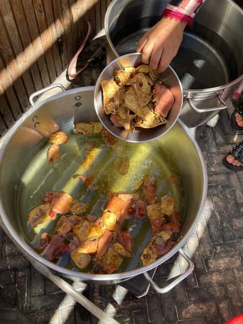 Fez: Natural Wool Dyeing Workshop and Souk Visit - Practical Details