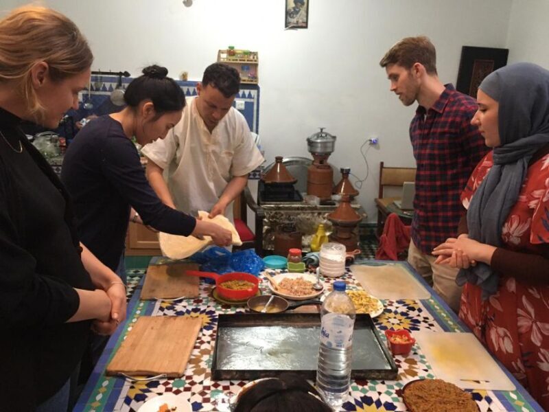Fez: Souk Tour and Traditional Home Cooking Class - Key Points