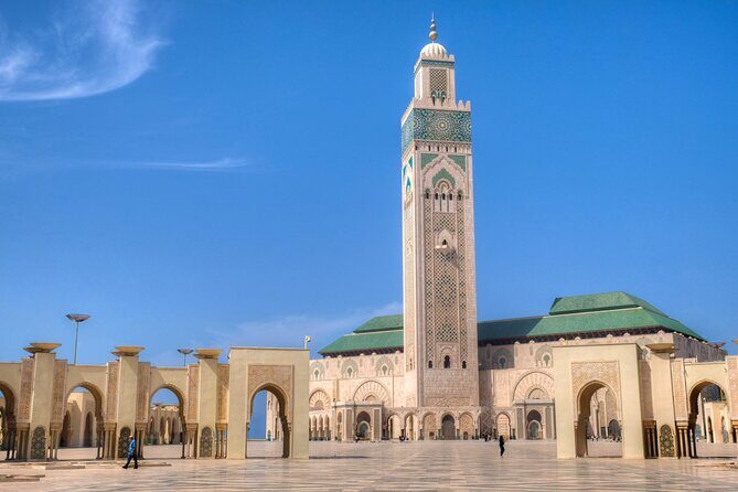 Fez to Casablanca : Private transfer with Casablanca City Tour - Key Points