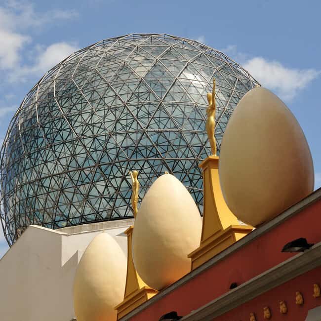 Figueres: Dalí Theatre-Museum Guided Tour with Tickets - The Sum Up