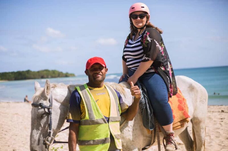 Fiji: Beach Horseback Riding Tour with Lunch and Transfer - Experience Quality and Logistics