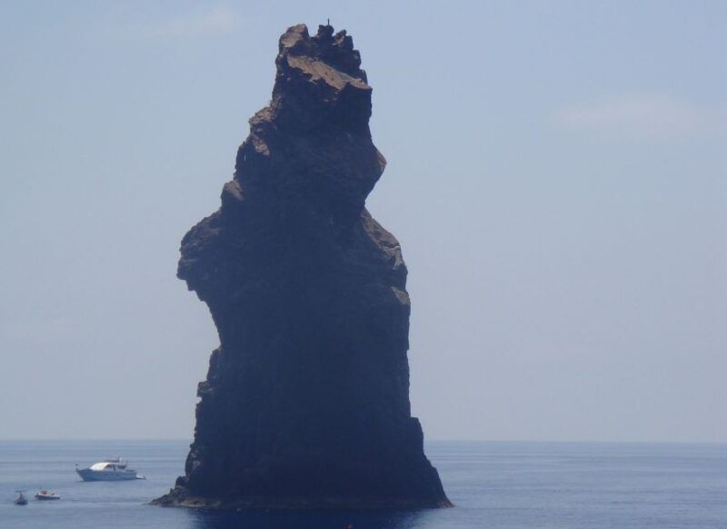 filicudi-and-alicudi-boat-tour-from-lipari