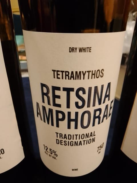 fine-premium-retsina-wines-tasting