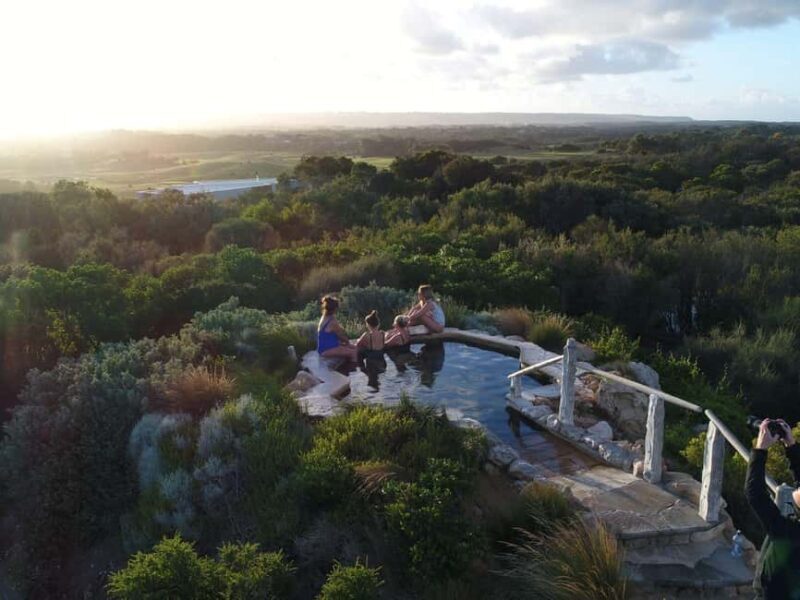 Fingal: Peninsula Hot Springs Entry with Lunch Credit - The Dining Experience and the Lunch Credit  