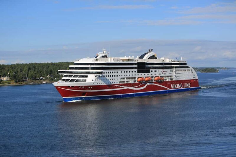 Finland: Private Tour by Car with Arabic-Speaking Guide - Key Points
