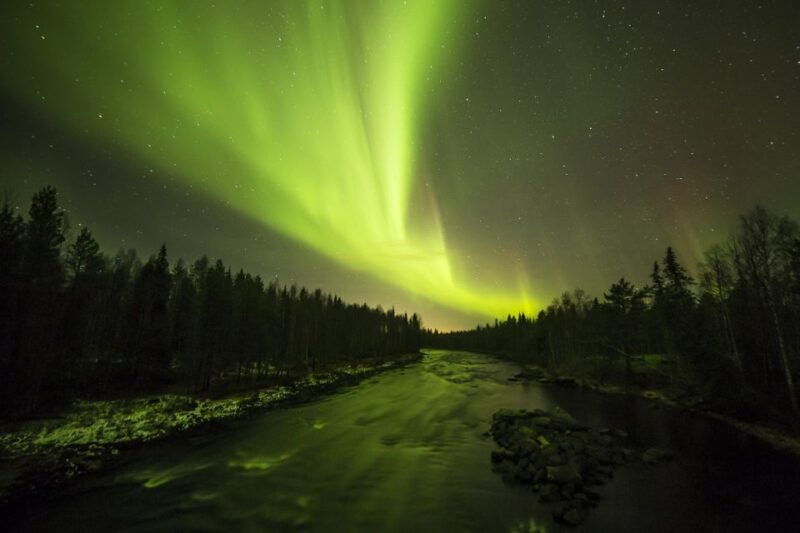 finnish-laplands-capture-the-auroras-in-arctic-nature