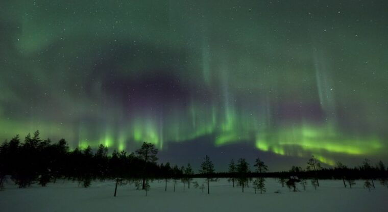 finnish-laplands-capture-the-auroras-in-arctic-nature