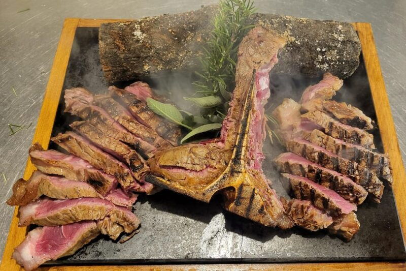fiorentina-steak-communal-dinner-ancient-tuscan-farmhouse