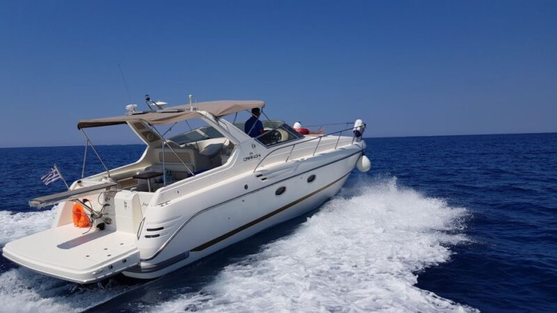 Fira: Private Sunset Cruise with BBQ, Drinks and Hot Springs - The Experience in Detail