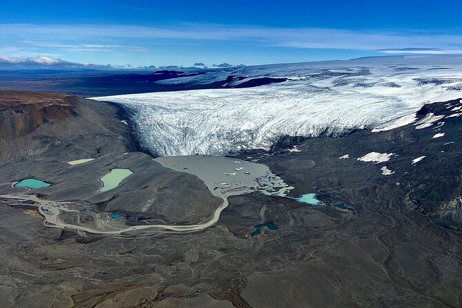 fire-and-ice-helicopter-tour-glacier-and-hengill-geothermal-area-2