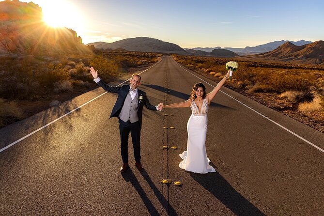 fire-rock-wedding-at-redstone-dune-trails