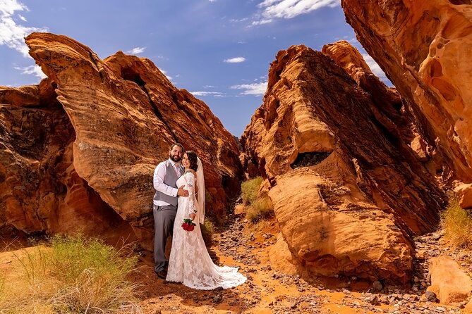 fire-rock-wedding-at-redstone-dune-trails