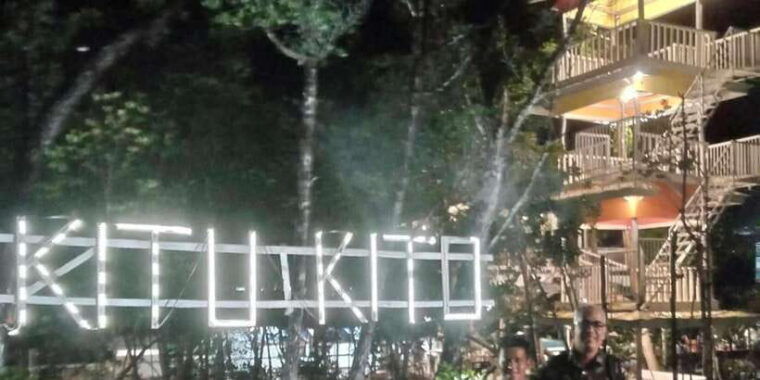 firefly-watching-with-dinner