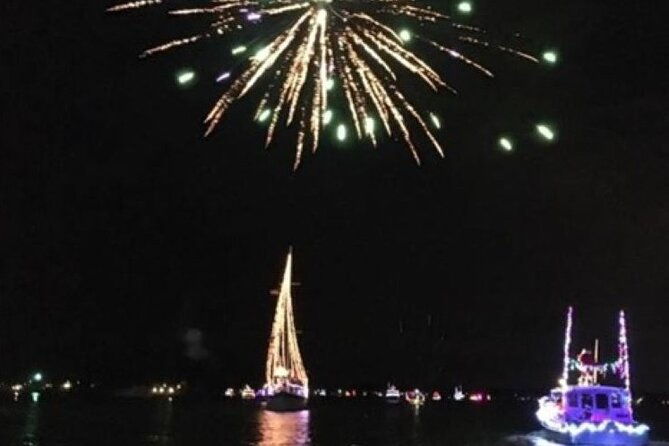 fireworks-cruise-with-dolphin-watch-in-laguna-madre-bay