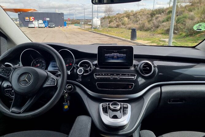 first-class-transport-barcelona